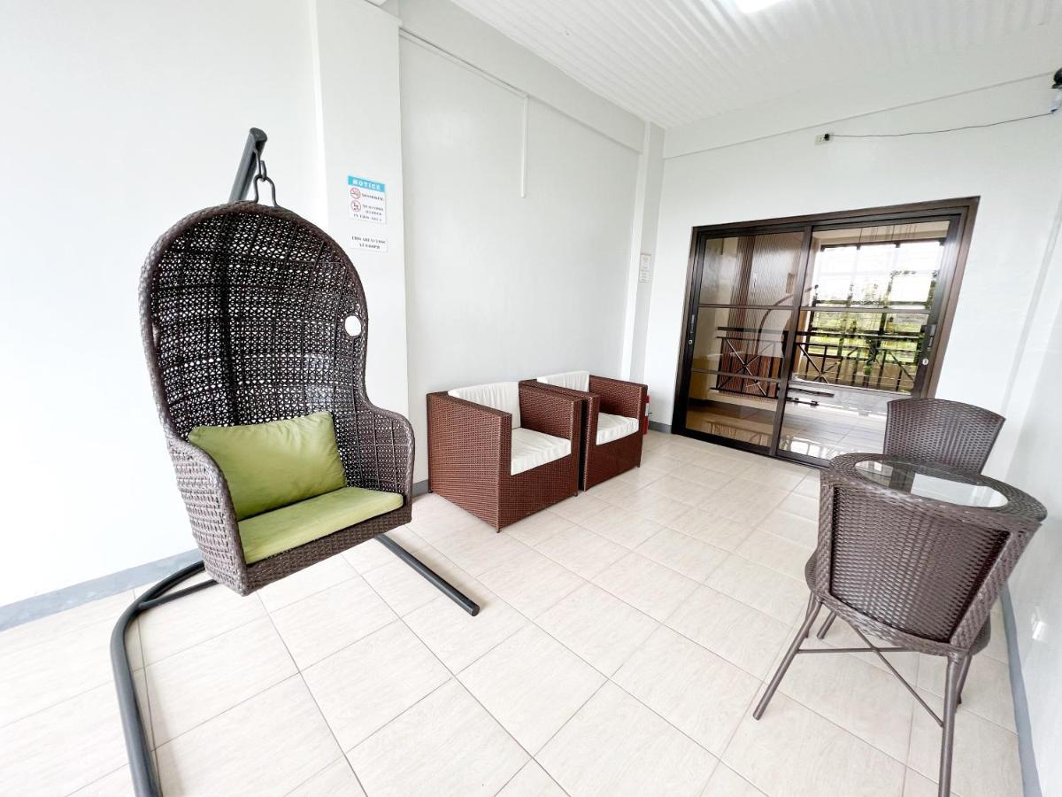Verra Inn Tagaytay City Buitenkant foto