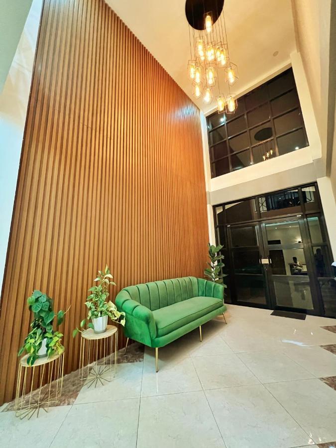 Verra Inn Tagaytay City Buitenkant foto